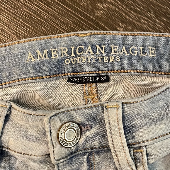 American Eagle Light washed jeans - Picture 3 of 5